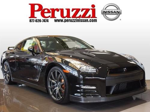 2014 nissan gt-r leather suede 545hp bose awd
