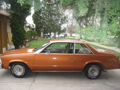 1979 chevy malibu 2 door coupe bucket seats floor shifter zero rust...clean!!!