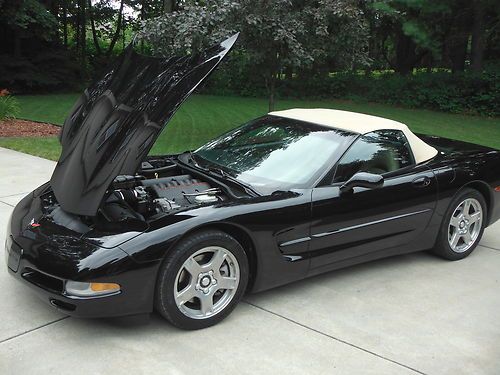 1998 chevrolet corvette convertible 2-door 5.7l black with tan top