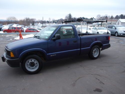 Purple chevy s-10 2wd manual trans regular cab 1994 rwd pick up one onwer