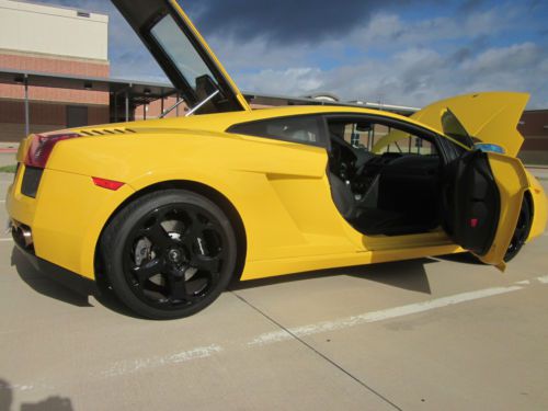 2004 gallardo 6spd manual coupe 12k miles reserve is at 87,500