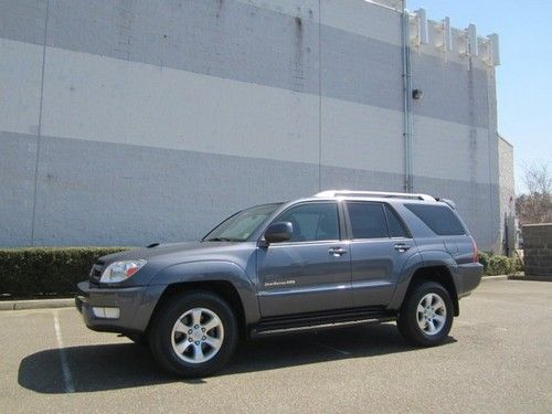 Sport 4x4 moonroof only 32k miles