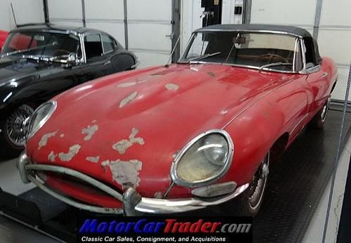 1962 jaguar e-type roadster, barn find, low miles.same owner for 40 years!