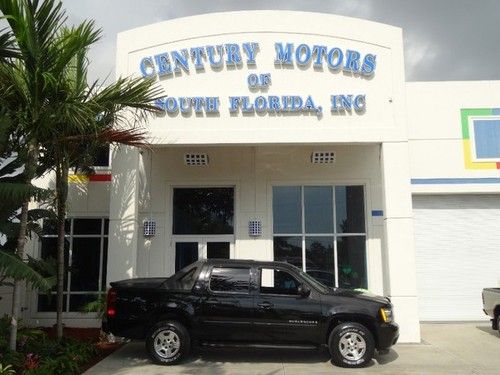 2007 chevrolet avalanche 2wd crew cab 1 owner black mint