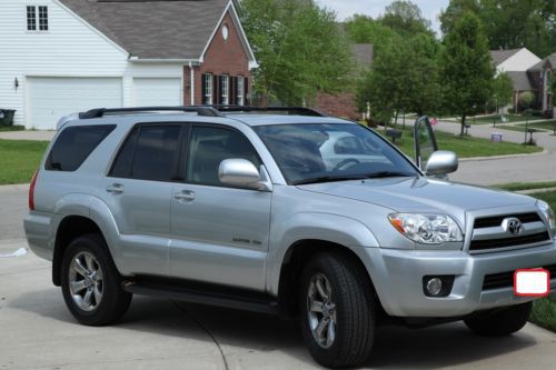 Low mileage 2006 toyota 4runner limited 61,200