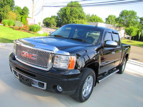 Denali awd! luxury package ! warranty !sunroof!just serviced !6.2 l v* engine!07