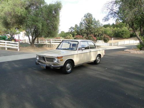 1970 bmw 2002 with sunroof
