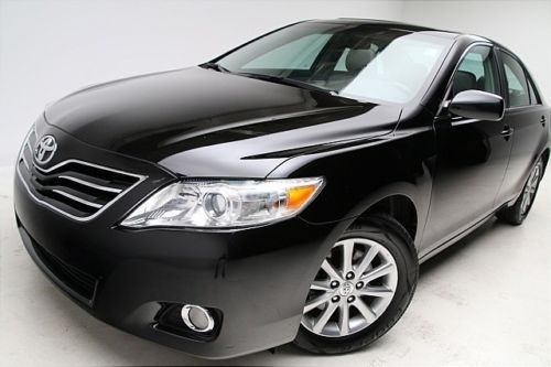We finance! 2011 toyota camry xle fwd power sunroof navigation