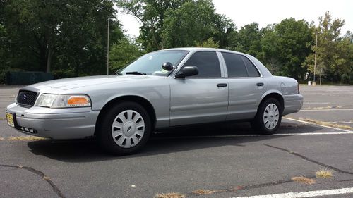 2006 ford crown victoria p71 nice!!!