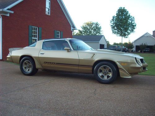 1980 z28 camaro t tops gold