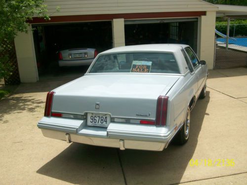 1982 oldsmobile cutlass supreme base coupe 2-door 3.8l classic plate. very nice.