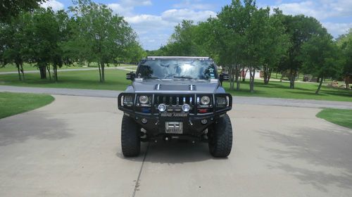 2008 hummer h2 loaded w/ low miles!