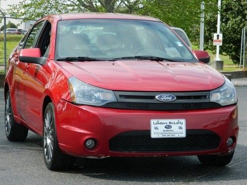 2010 ford focus red
