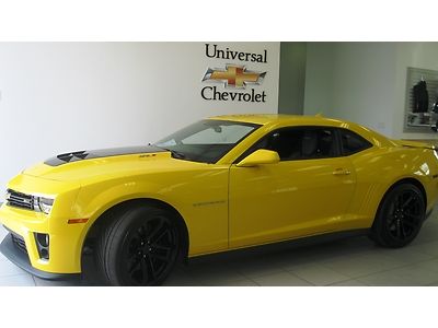 Zl1 new 6 speed manual 6.2l coupe v8 rally yellow