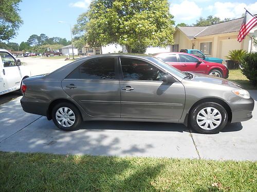 2005 toyota camry**clean**no reserve **