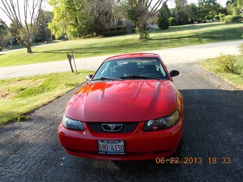 2003 ford mustang base coupe 2-door 3.8l low mileage well maintained