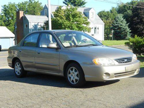 2002 kia spectra ls * super low miles* like owning a new car.