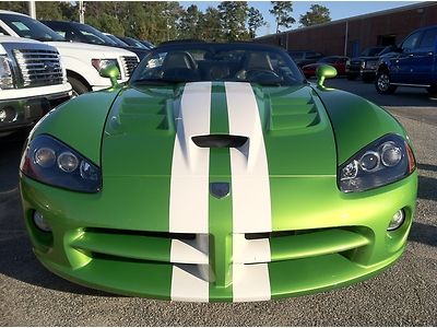 2008 viper srt10 roadster 600hp 1 of 17 snakeskin green w/white stripes