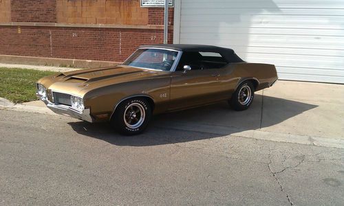 1970 olds cutlass supreme sx convertible with 442 badging