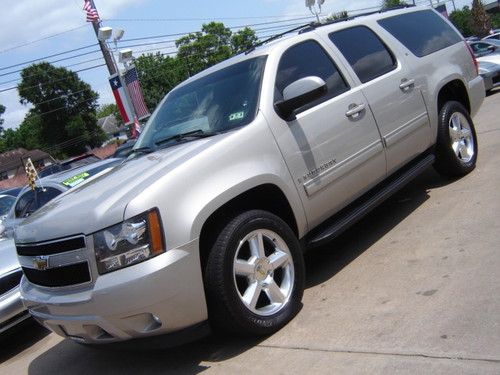2009 chevrolet suburban lt 4x4 navigaion leather 1 owner clean carfax no reserve