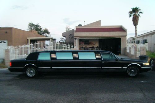95 lincoln towncar super stretch limo / limousine  one owner 36k no reserve