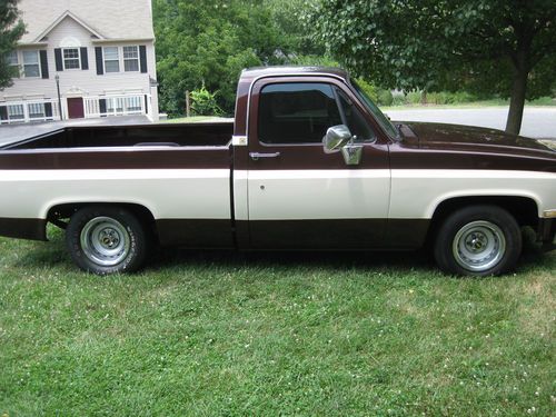 1984 c10 short bed 355 small block 4 speed chevy pick up sweet inside and out