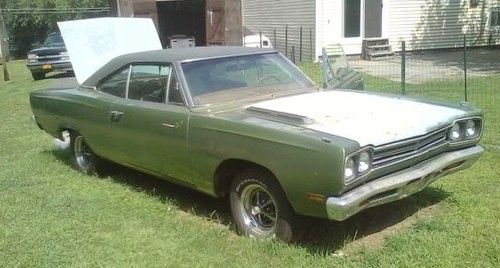 1969 plymouth roadrunner - solid numbers matching rare bench seat car