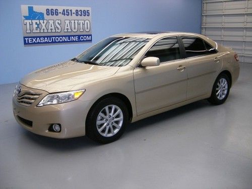 We finance!!!  2011 toyota camry xle roof nav heated leather 1 own texas auto