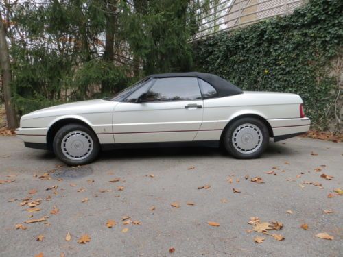 19901/2**one owner** low mileage collectible car