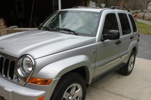 2005 jeep liberty limited sport utility 4-door 3.7l roof rack, tow pkg, 4x4!!