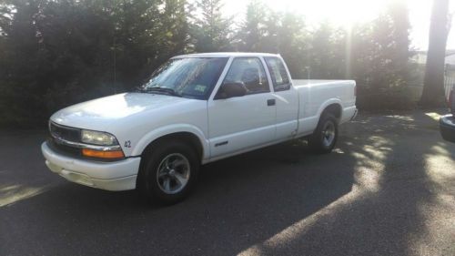 1999 chevy s10 ls extended cab pick-up